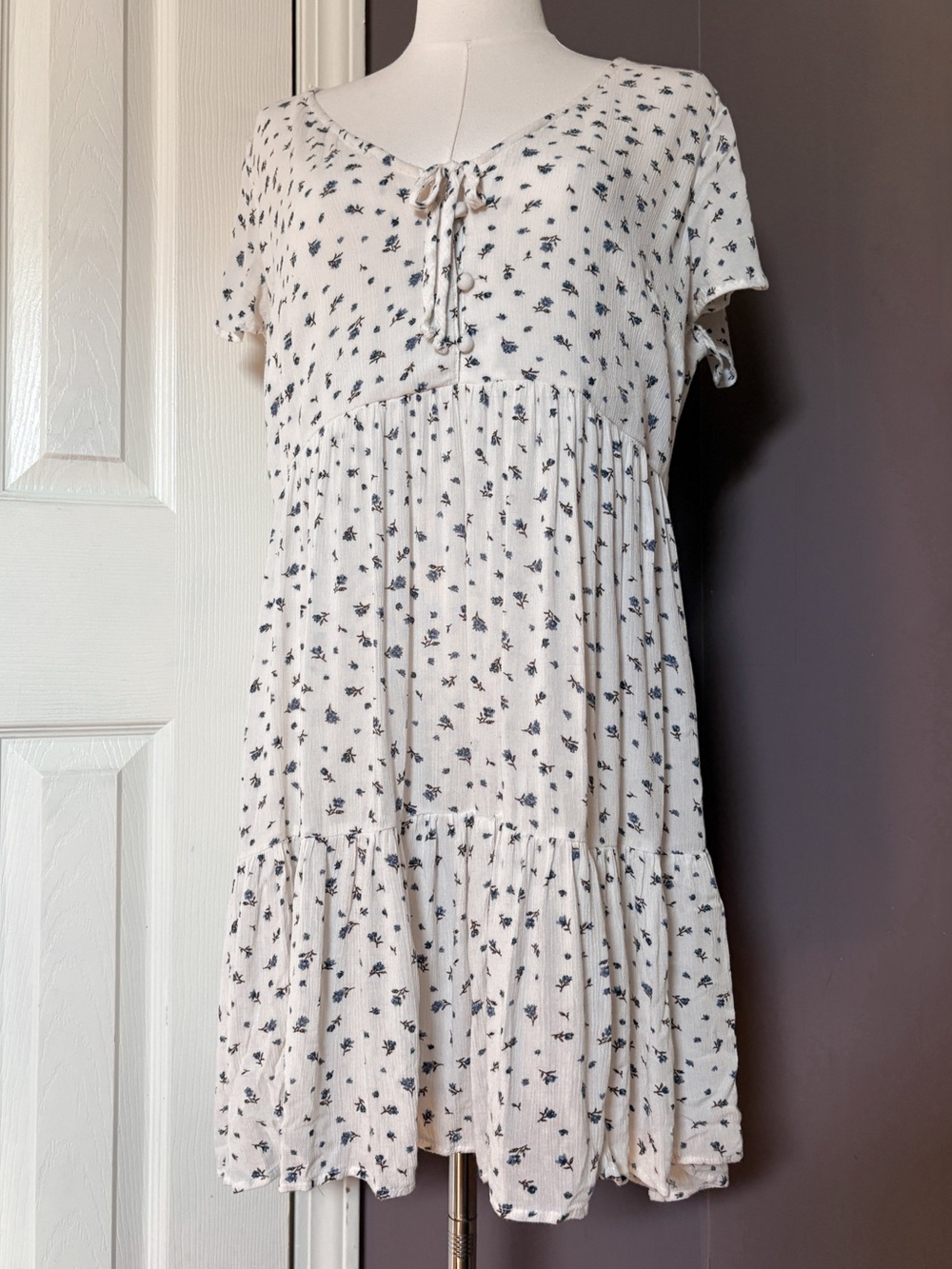 American Eagle Ditsy Floral Babydoll Dress Medium | 90s Grunge 2010s Twee Fall